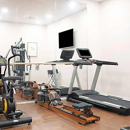 Residhome Paris 3*
