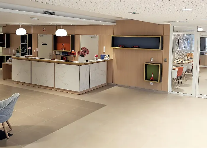 Residhome Paris Апарт-отель
