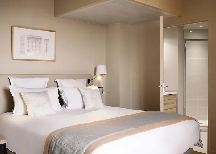 Residhome Paris Апарт-отель Кламар